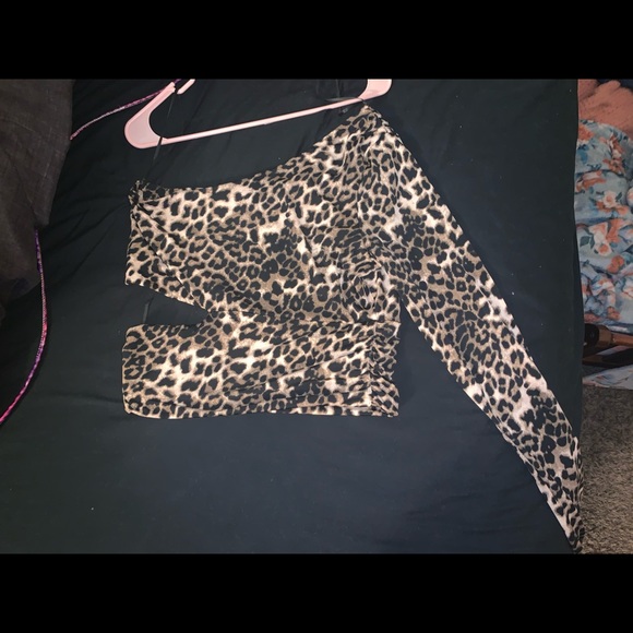 Bodysuits - Picture 6 of 6